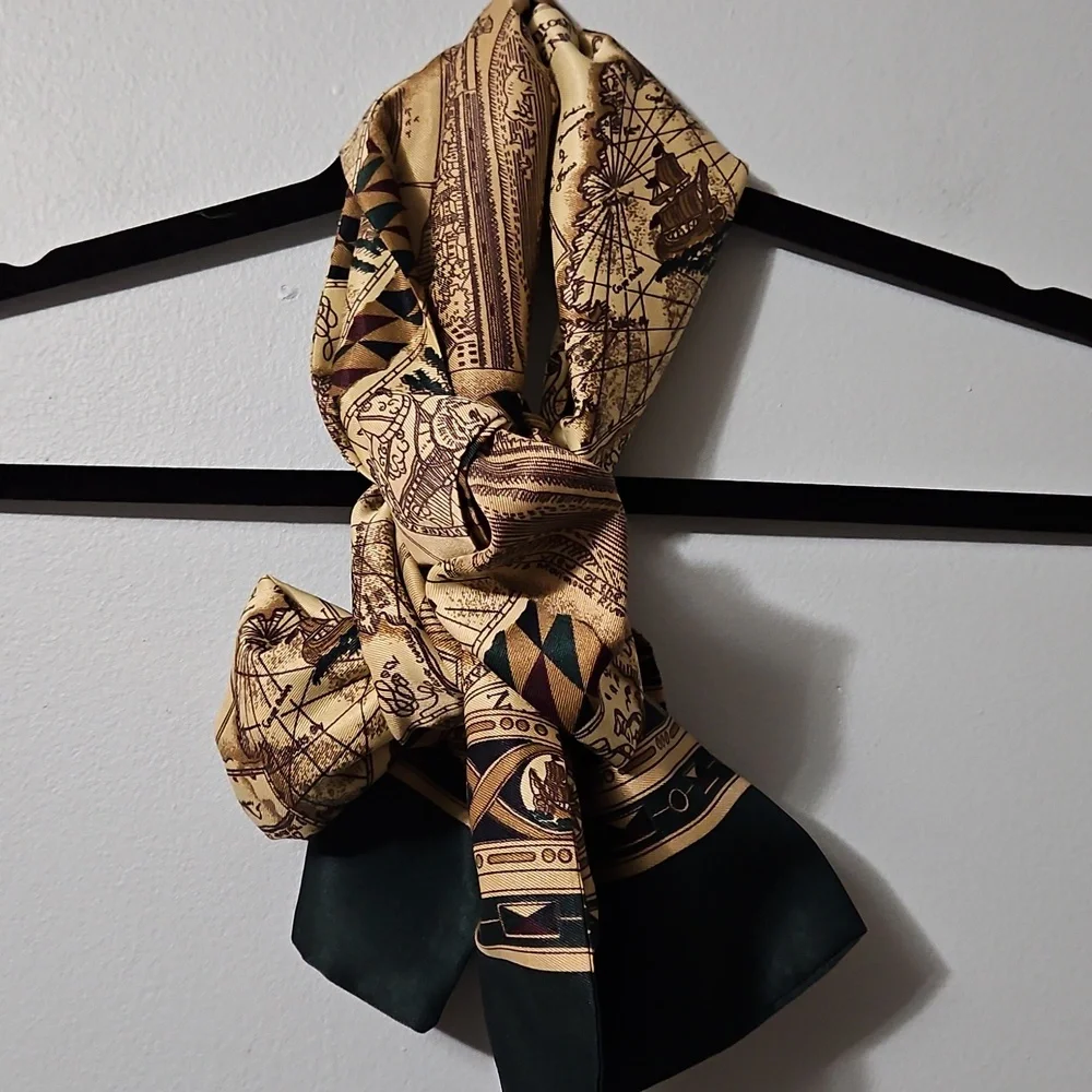 Mackintosh New England Vintage Map Print Scarf - Cream Green and Brown 7.5x60 - Picture 3 of 8